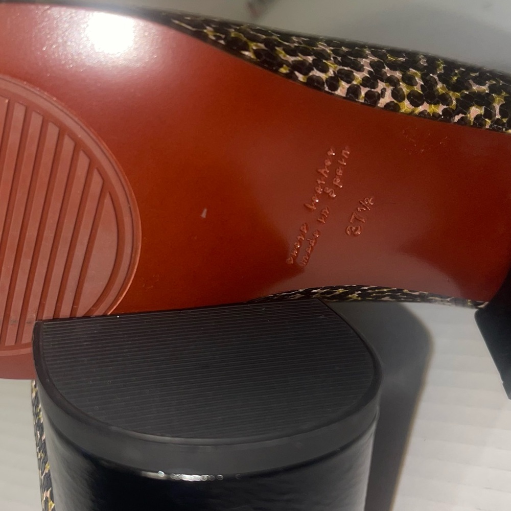 Chie Mihara leopard Print Loafers with Black and Tan size 7.5 new - Picture 5 of 7